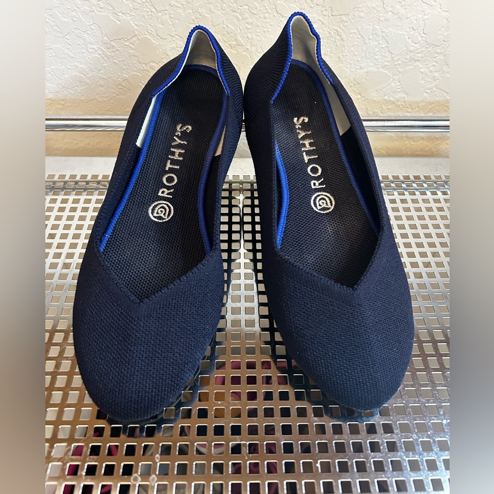Rothys flats
